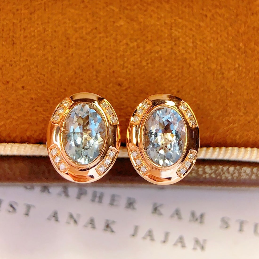 14k Gold 1.6 Ct Natural Aquamarine & Diamond Earrings - 4
