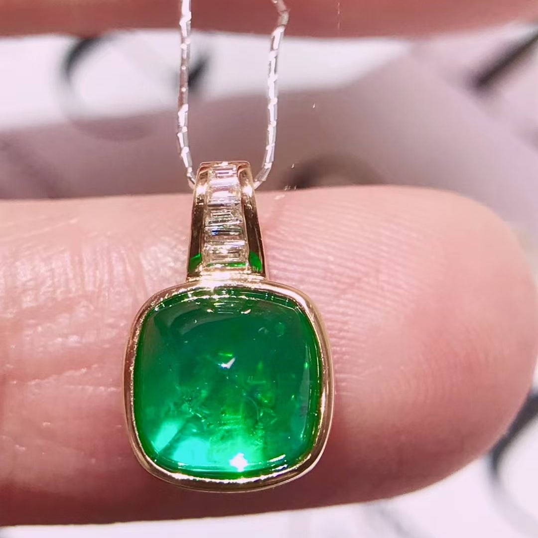 14k Gold 1.6 Ctw Natural Emerald & Diamond Pendant( Without Chain ) - 2