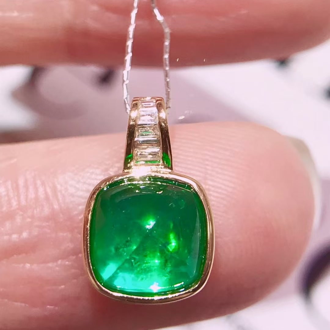 14k Gold 1.6 Ctw Natural Emerald & Diamond Pendant( Without Chain ) - 4