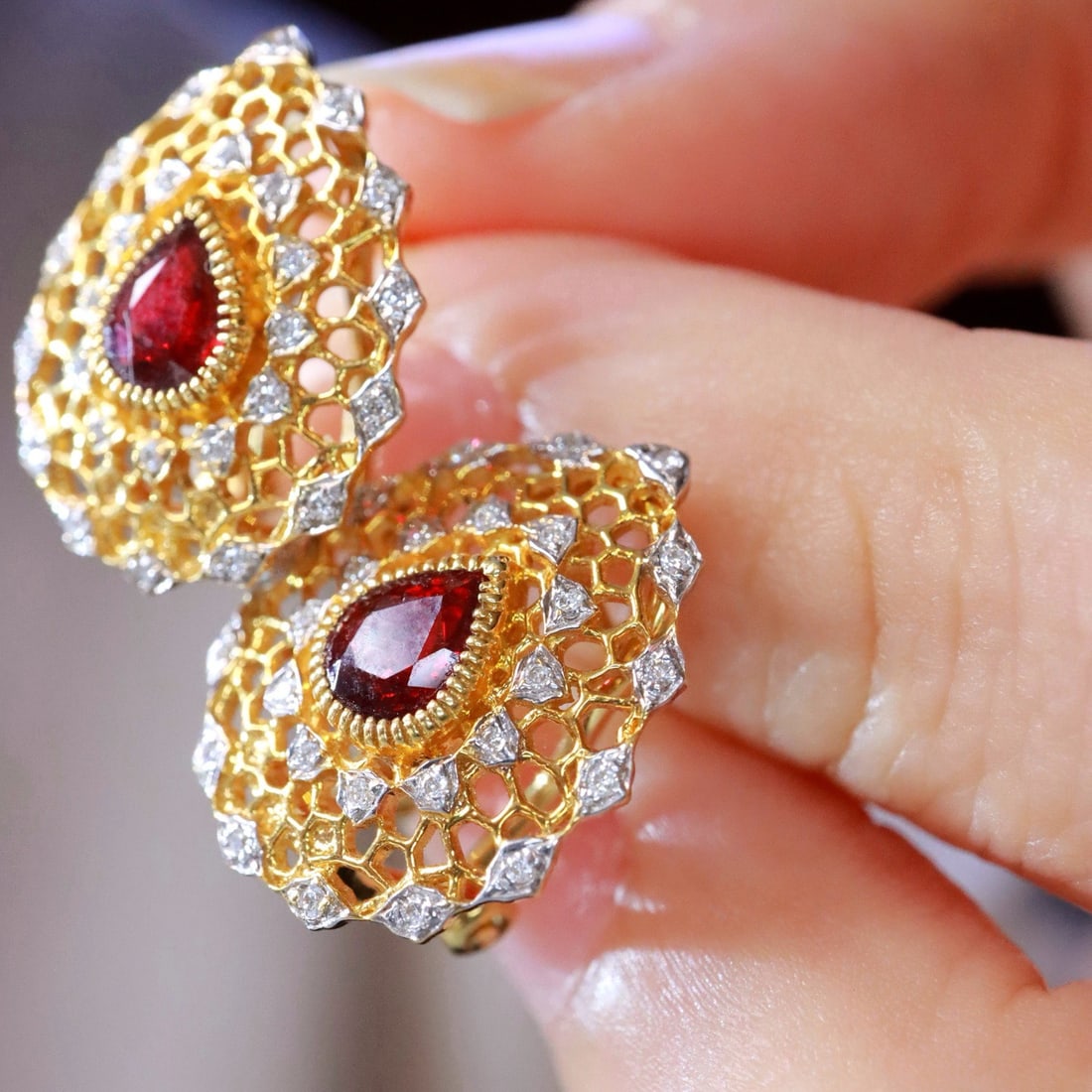 14k Gold 0.98 Ctw Natural Ruby & Diamond Earrings - 5