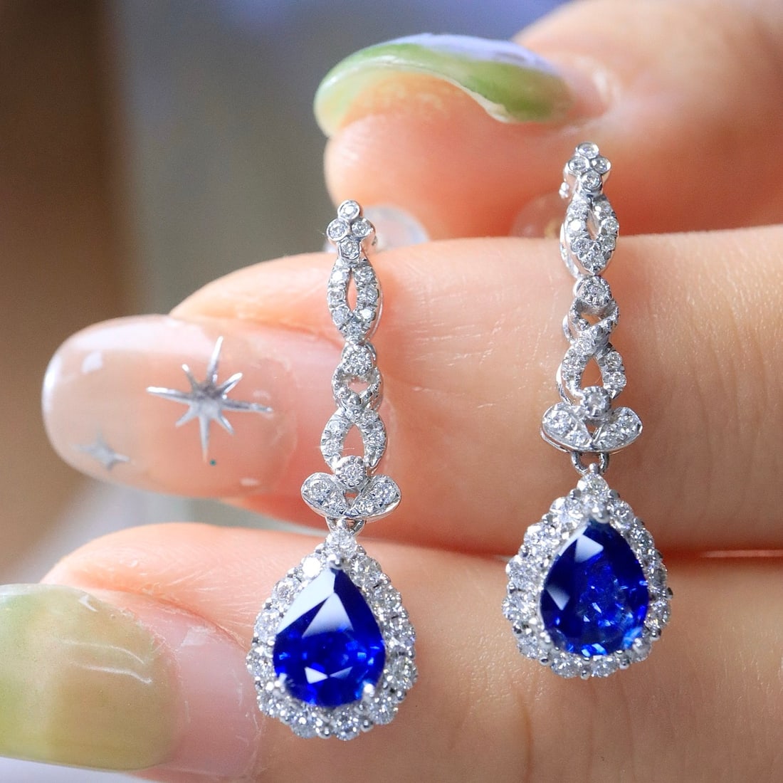 14k Gold 1.62 Ctw Vivid Blue Natural Sapphire & Diamond Earrings - 4