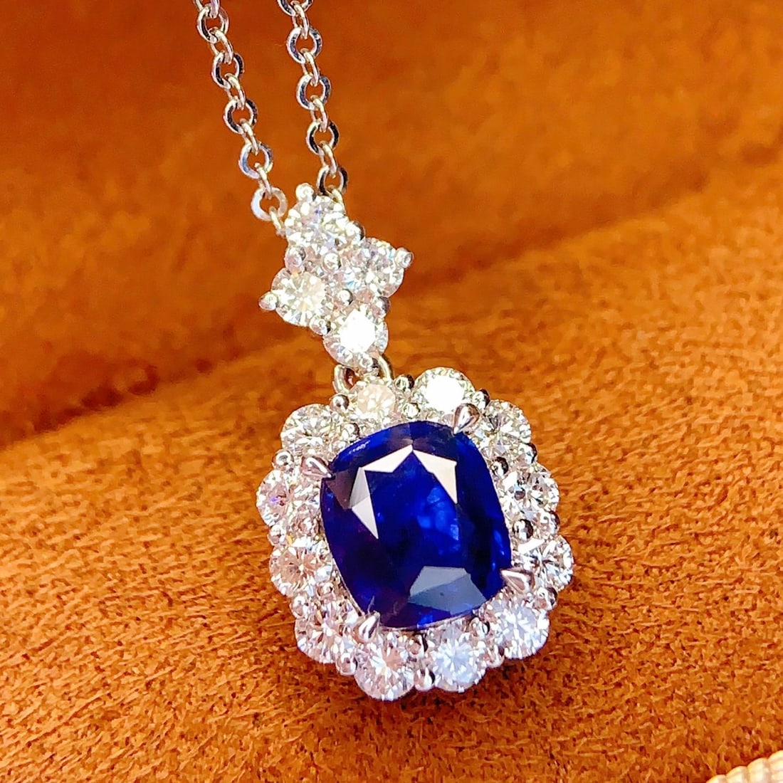 14k Gold 1.23 Ct Vivid Blue Natural Sapphire & Diamond Pendant( Without Chain ) - 2