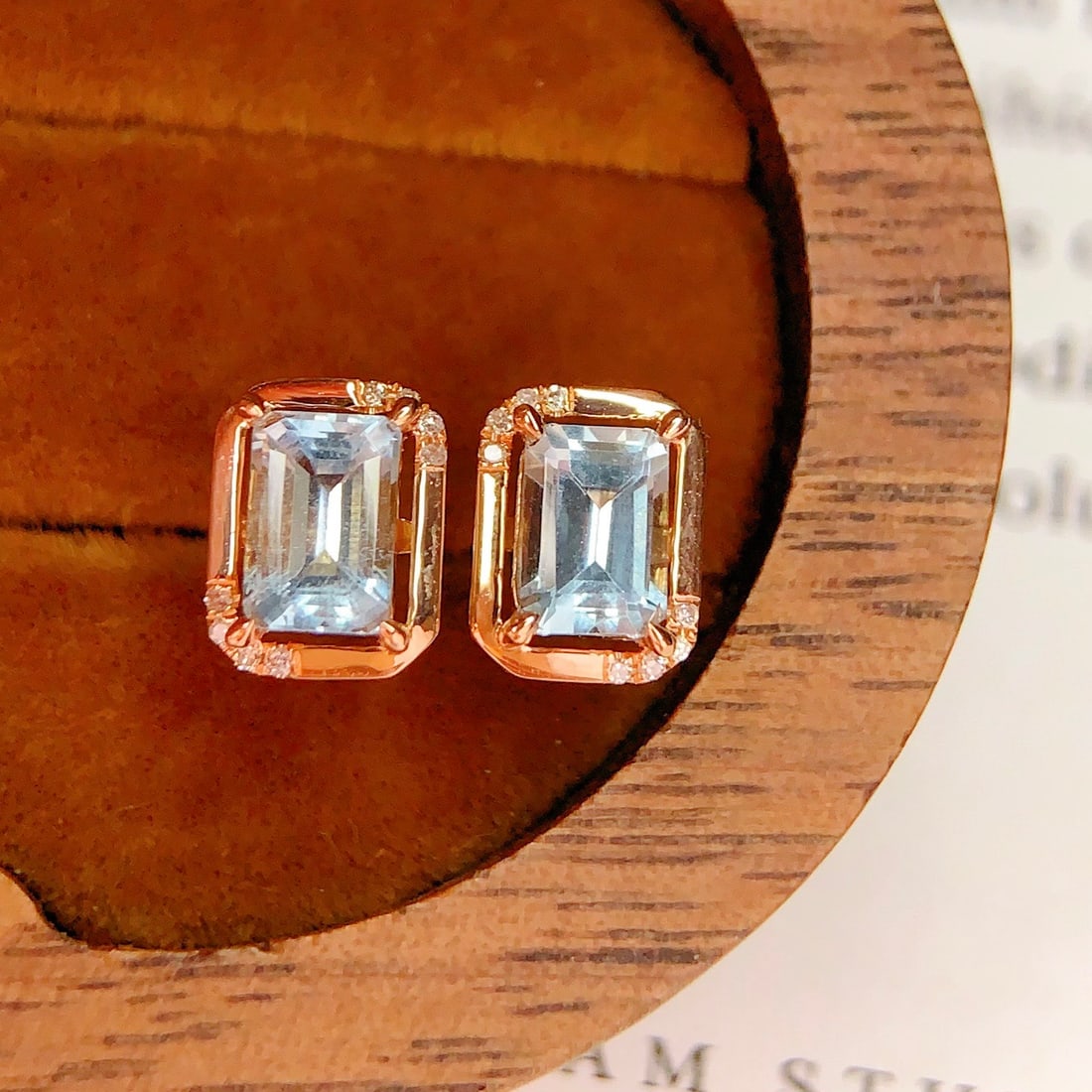 14k Gold 1.4 Ct Natural Aquamarine & Diamond Earrings - 5