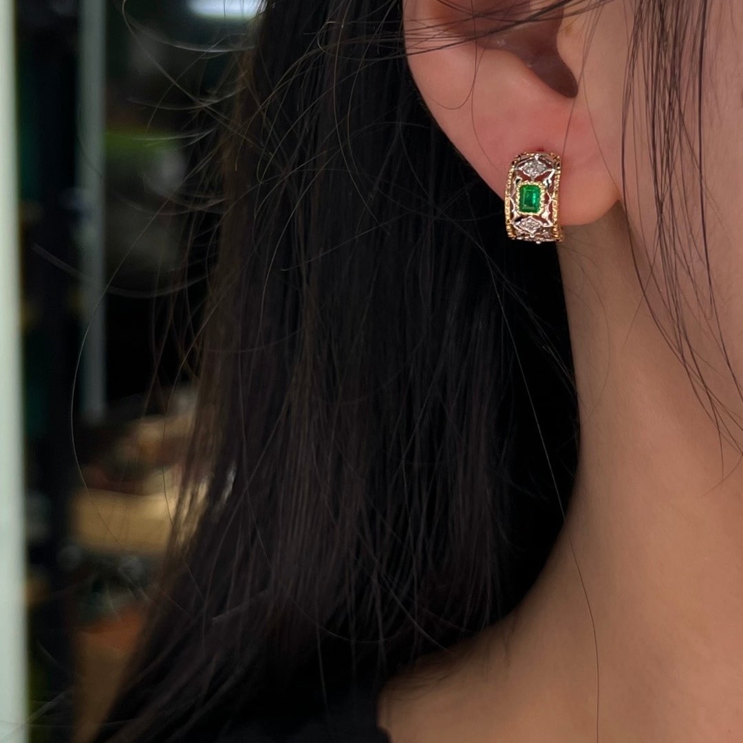 14k Gold 0.45 Ctw Vivid Green Natural Emerald & Diamond Earrings - 3