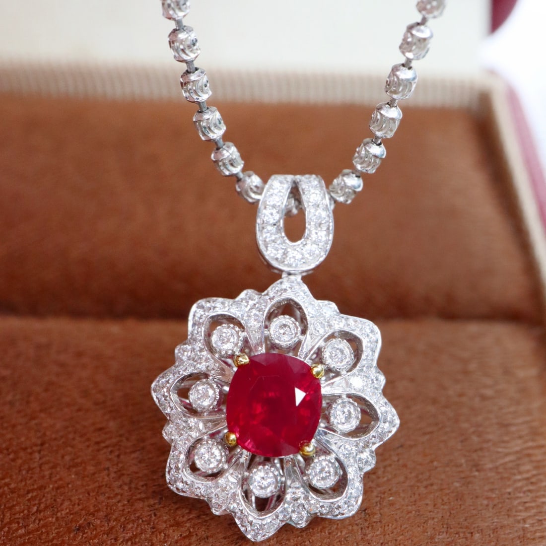 14k Gold 1.34 Ctw Vivid Red Natural Ruby & Diamond Pendant( Without Chain ): Ref:231150182 // gold content:14k gold // main gemstone:ruby // shape:cushion // carat weight:1. 02ct // color:vivid red // treatment:natural // // adjacent gemstone 2 : diamond // shape:round // cara