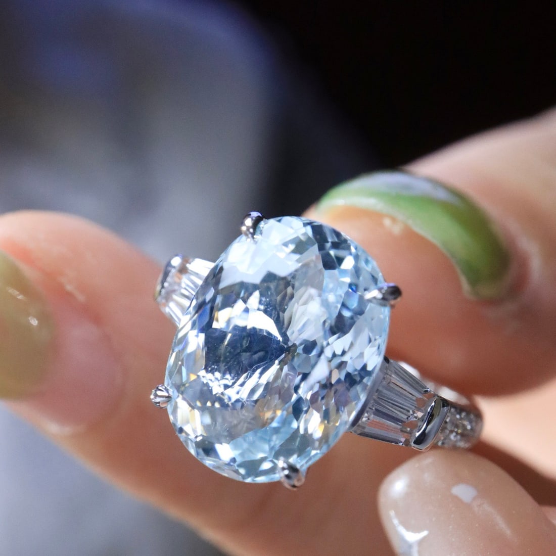 14k Gold 5.35 Ctw Natural Aquamarine & Diamond Ring - 2