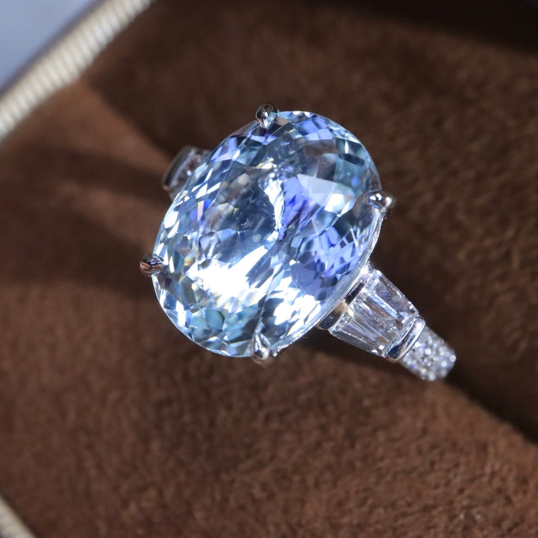 14k Gold 5.35 Ctw Natural Aquamarine & Diamond Ring - 5