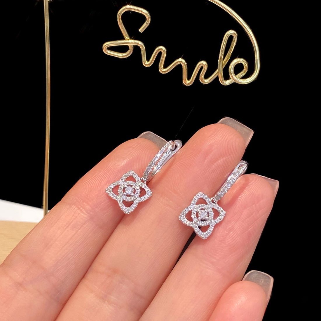 14k Gold 0.42 Ct Natural H Diamond Earrings - 4