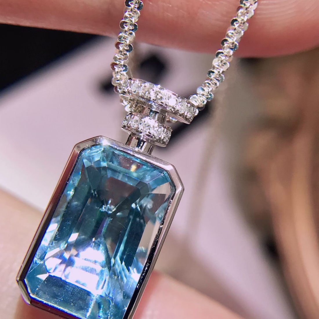 14k Gold 4.3 Ct Natural Aquamarine & Diamond Pendant( Without Chain ) - 2