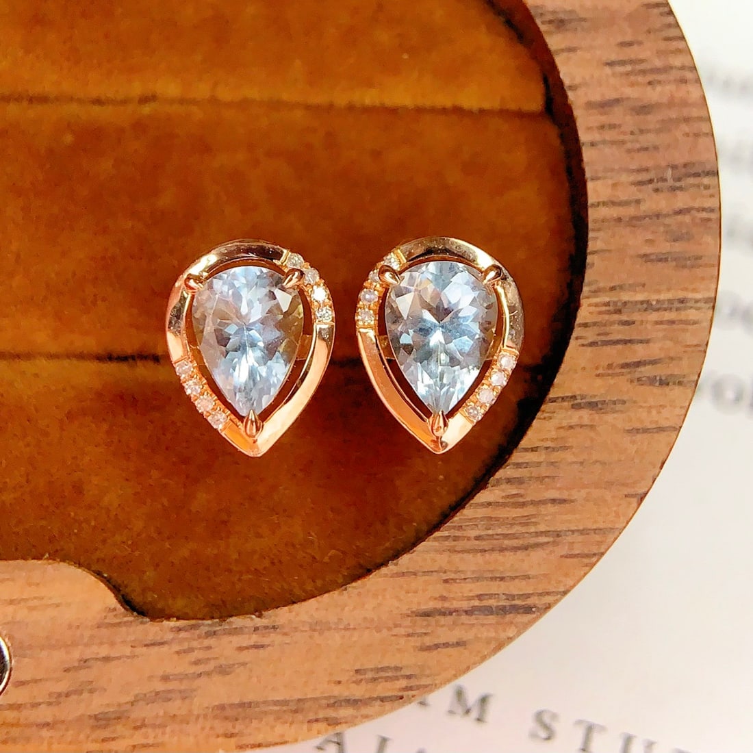 14k Gold 1.4 Ct Natural Aquamarine & Diamond Earrings - 2