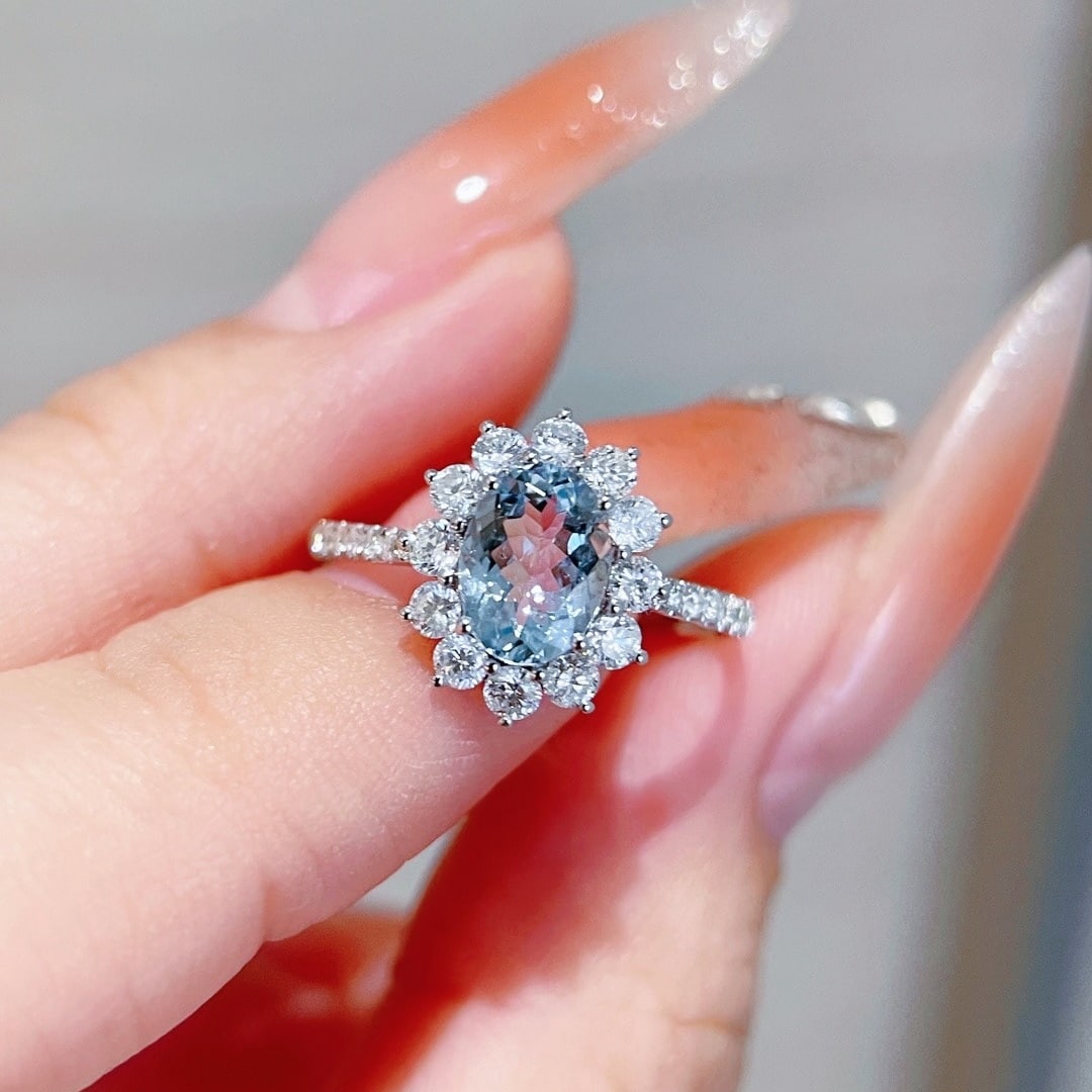 14k Gold 1.6 Ctw Natural Aquamarine & Diamond Ring - 6
