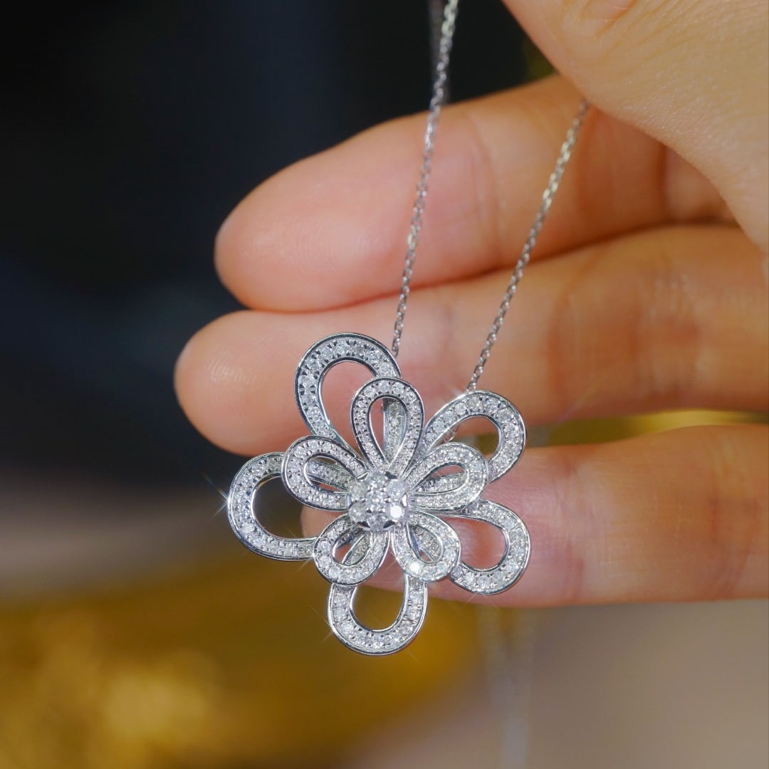 14k Gold 0.85 Ct Natural H Diamond & Flowers Necklace - 9