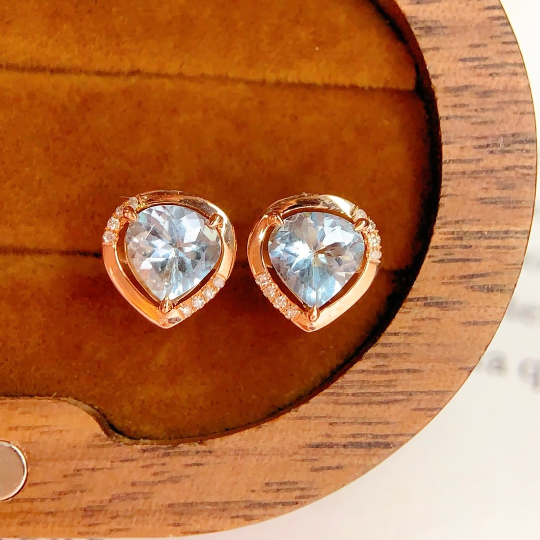 14k Gold 1.4 Ct Natural Aquamarine & Diamond Earrings - 2