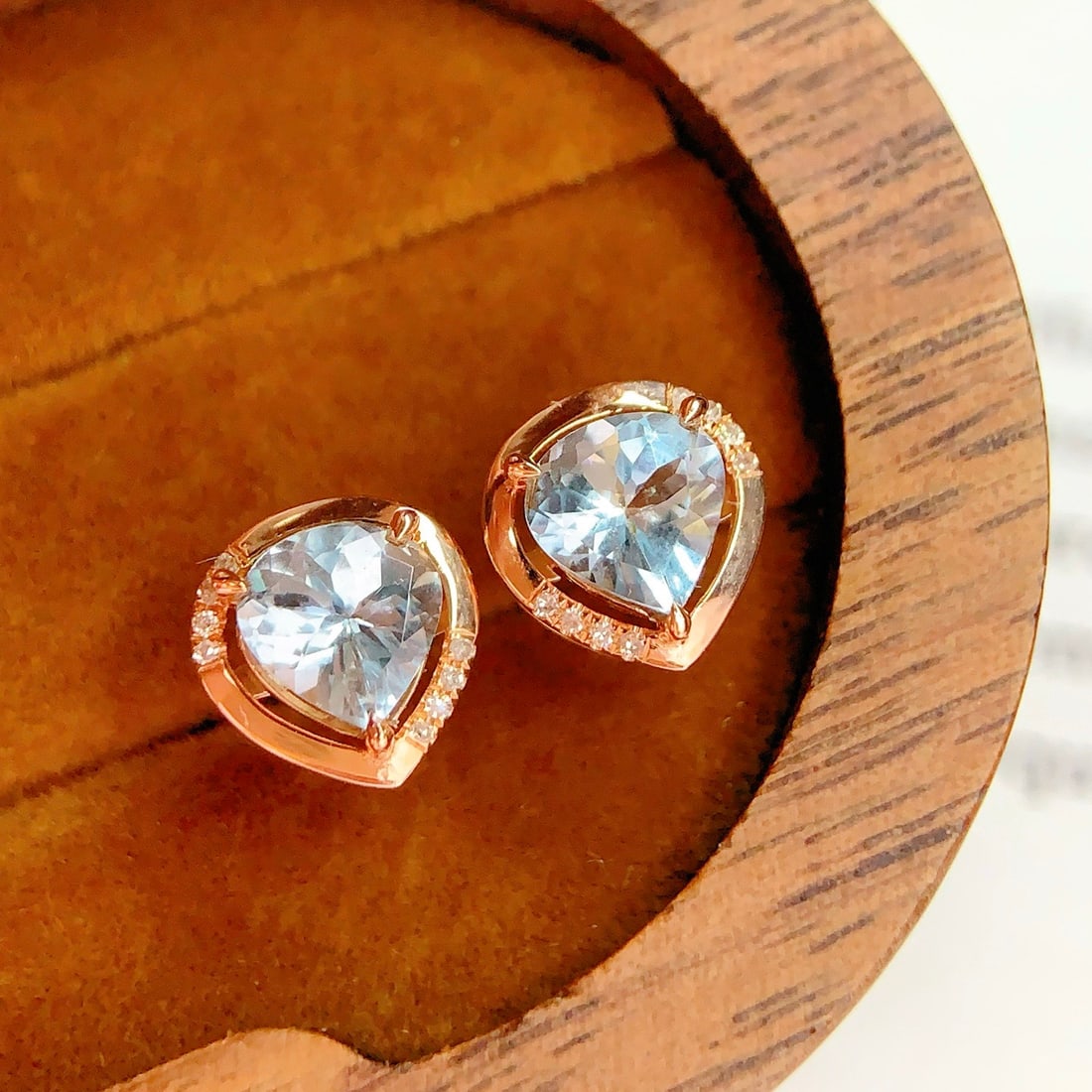 14k Gold 1.4 Ct Natural Aquamarine & Diamond Earrings - 3