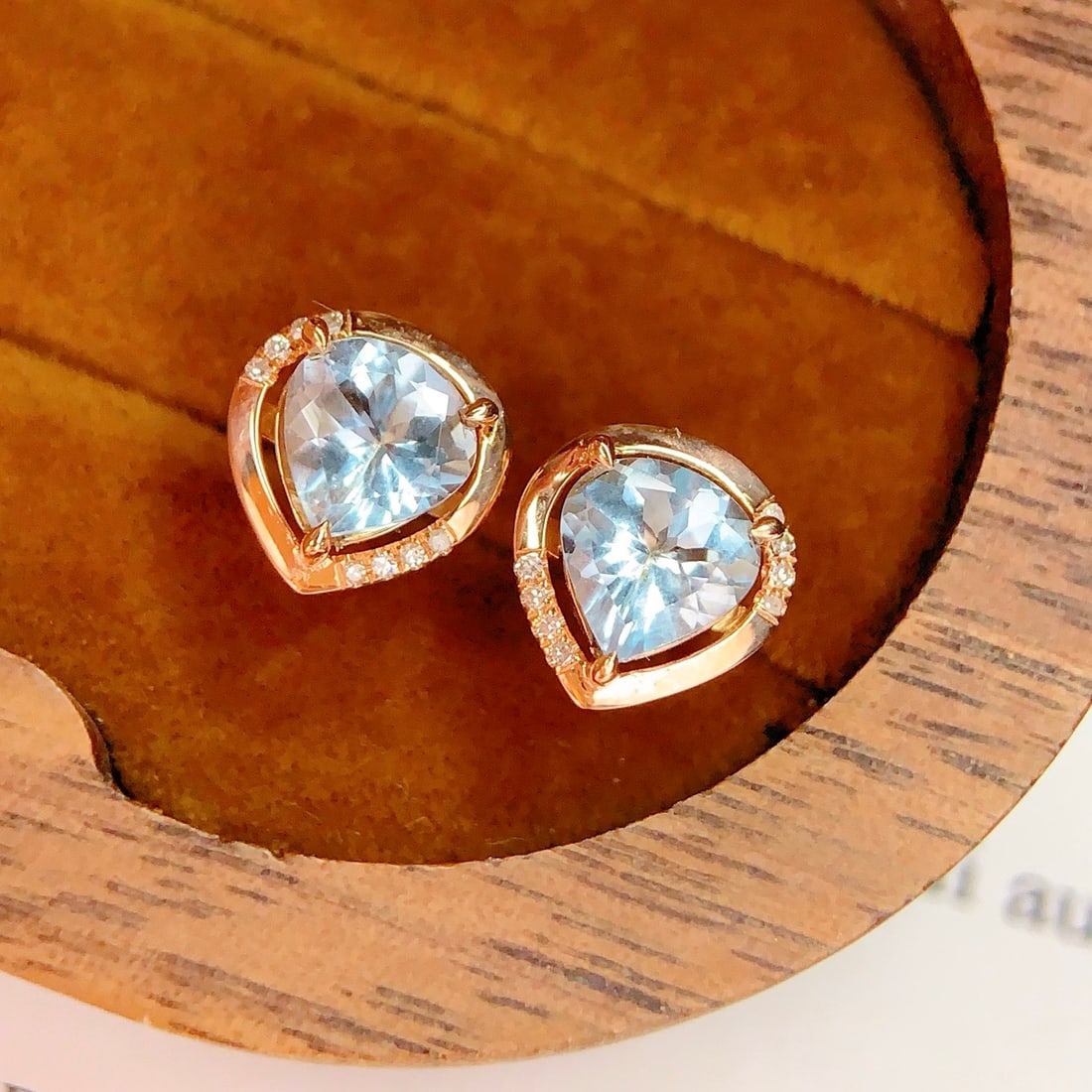 14k Gold 1.4 Ct Natural Aquamarine & Diamond Earrings - 4