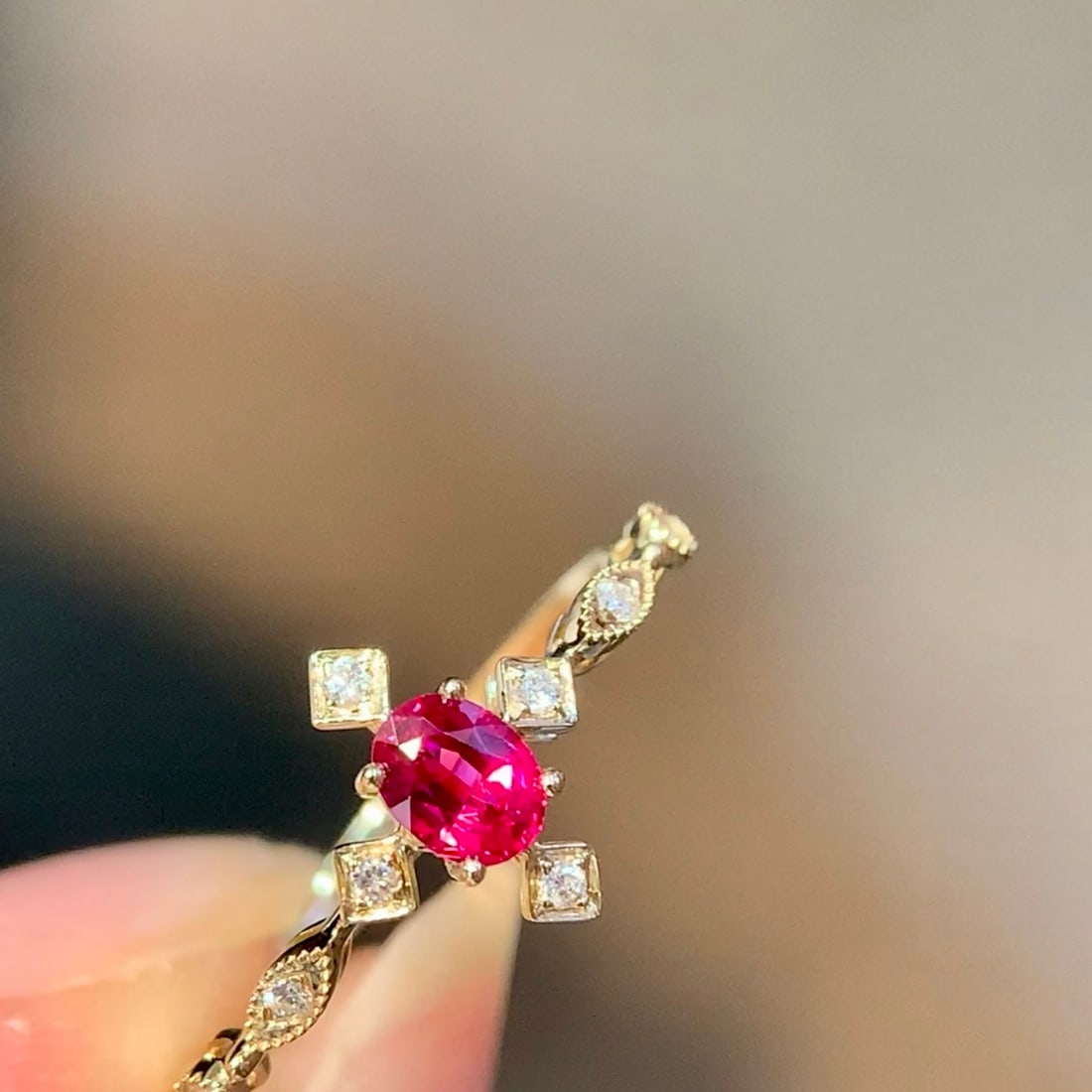 14k Gold 0.37 Ctw Natural Ruby & Diamond Ring: Ref:231150220 // gold content:14k gold // ring size:7. 25us // // main gemstone:ruby // shape:oval // carat weight:0. 32ct // color:red // treatment:natural // // adjacent gemstone 2 : diamond // shap