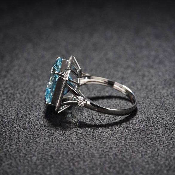 14k Gold 6.01 Ct Natural Aquamarine & Diamond Ring - 4