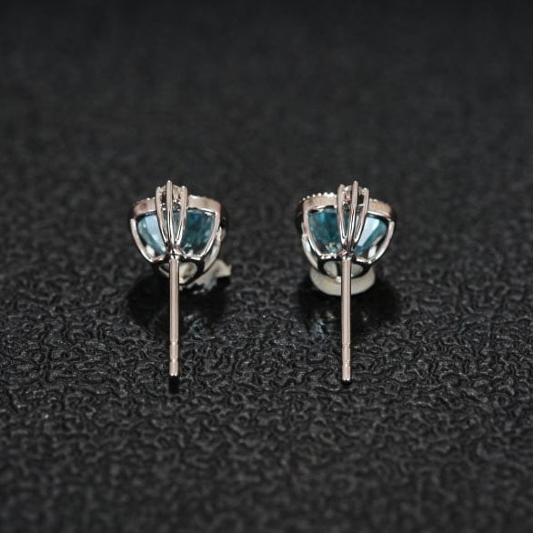 14k Gold 2.39 Ct Natural Aquamarine & Diamond Earrings - 5