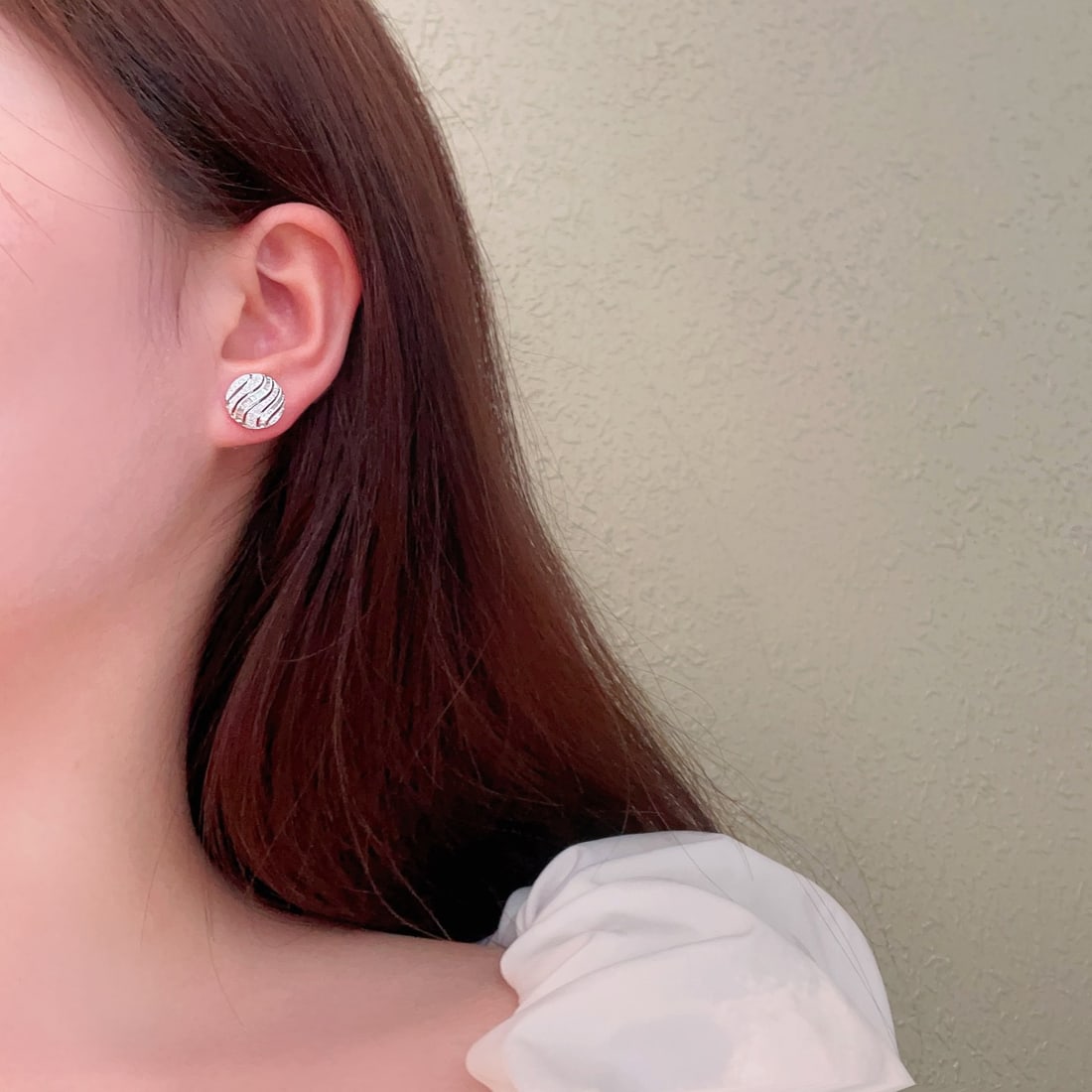 14k Gold 0.54 Ct Natural H Diamond Earrings - 2