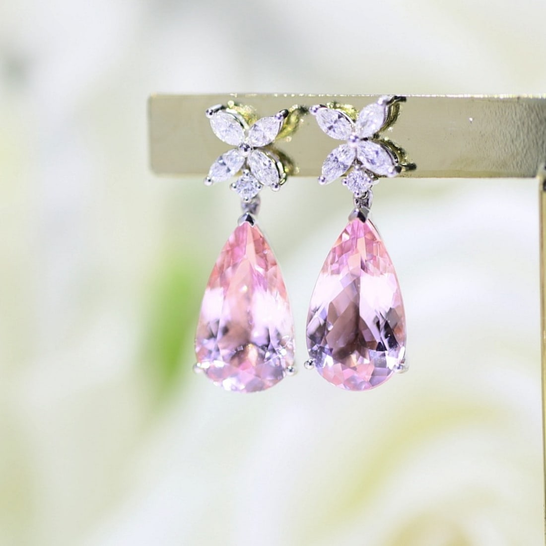 14k Gold 8.82 Ctw Natural Morganite & Diamond Earrings: Ref:231150298 // gold content:14k gold // main gemstone:morganite // shape:pear // carat weight:8. 13ct // color:pink // treatment:natural // // adjacent gemstone 2 : diamond // shape:multiple //