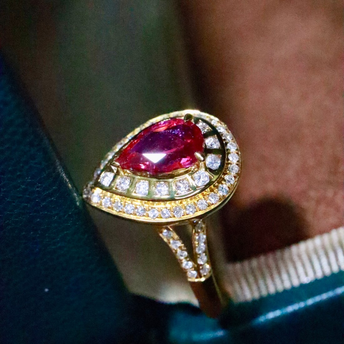 14k Gold 1.18 Ctw Natural Ruby & Diamond Ring - 3