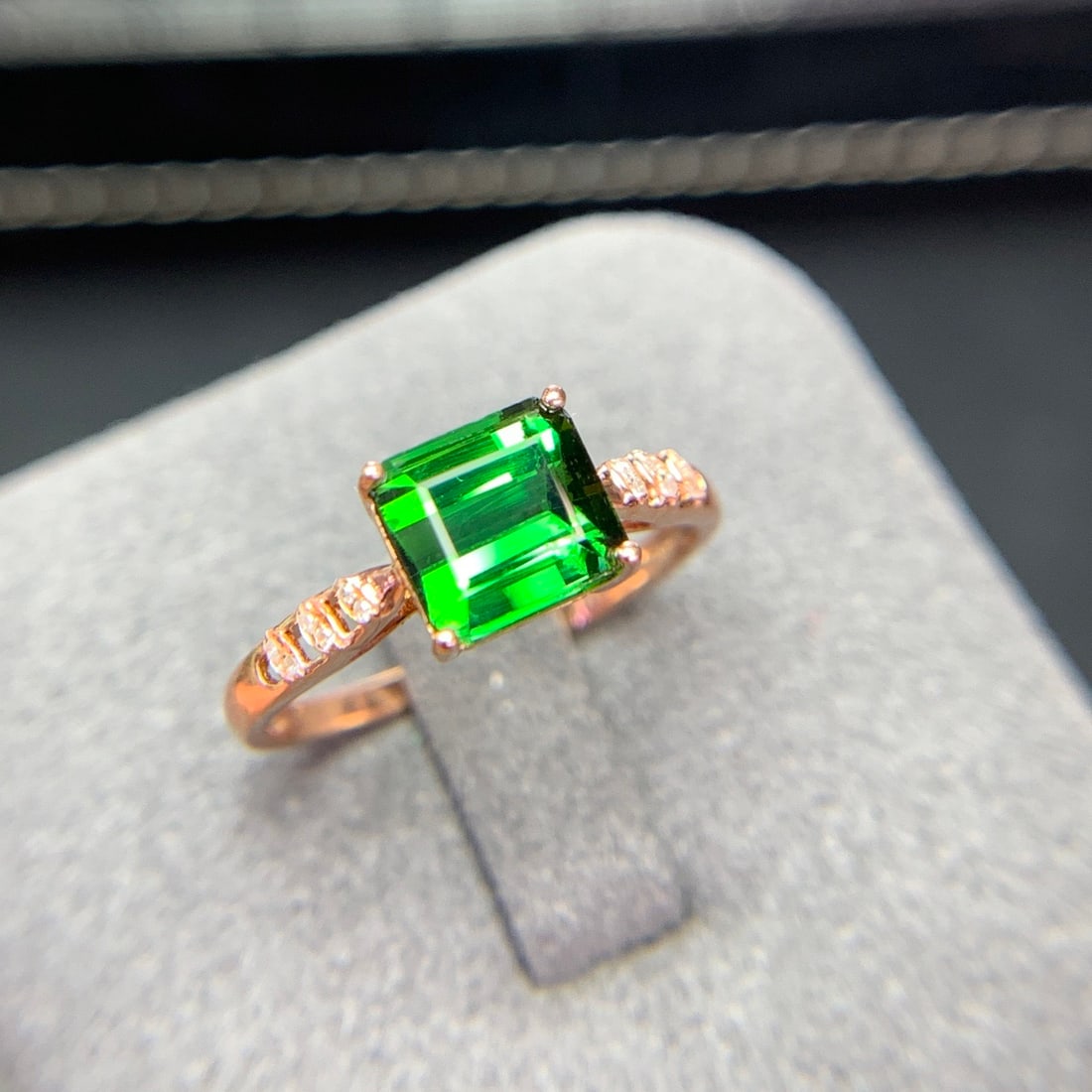 14k Gold 1.8 Ct Natural Tourmaline & Diamond Ring - 2