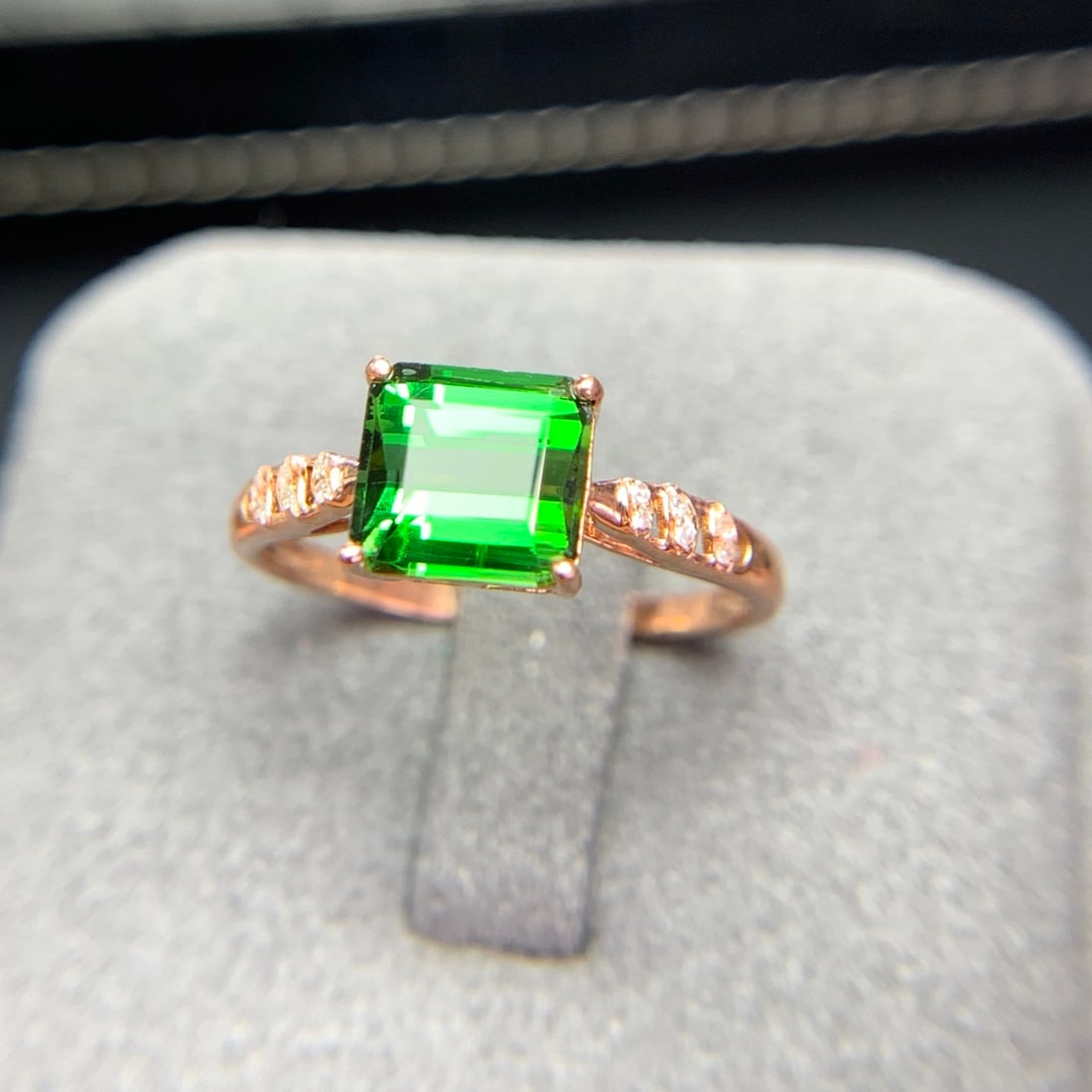 14k Gold 1.8 Ct Natural Tourmaline & Diamond Ring - 5