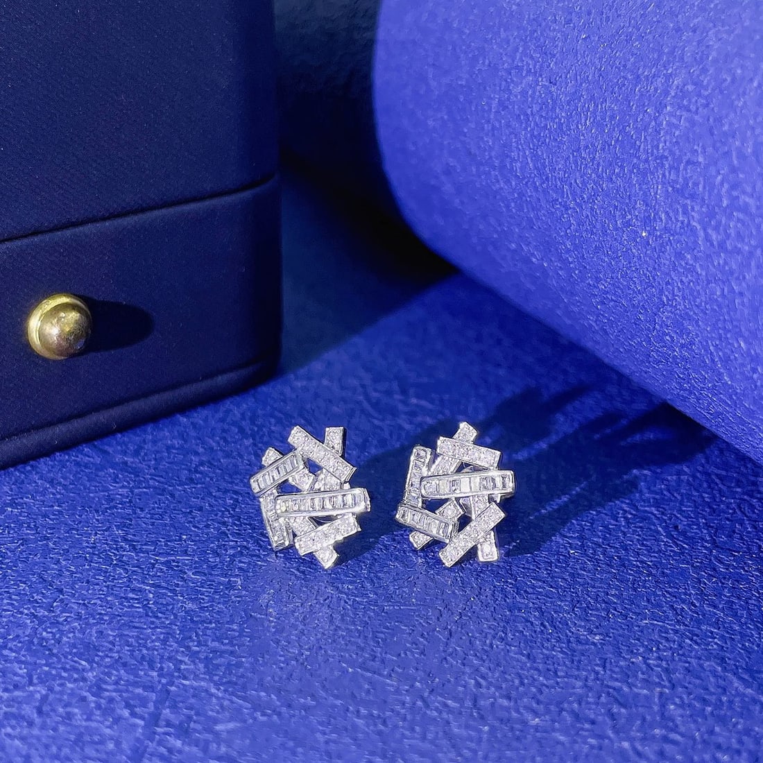 14k Gold 0.34 Ctw Natural H Diamond Earrings - 3