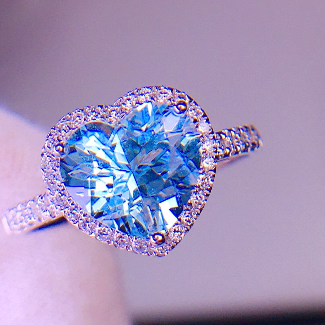 14k Gold 2.65 Ct Natural Aquamarine & Diamond Ring - 2