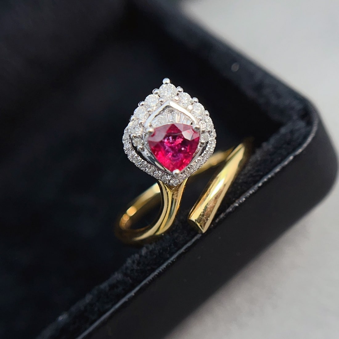 14k Gold 0.45 Ct Natural Ruby & Diamond Ring - 4