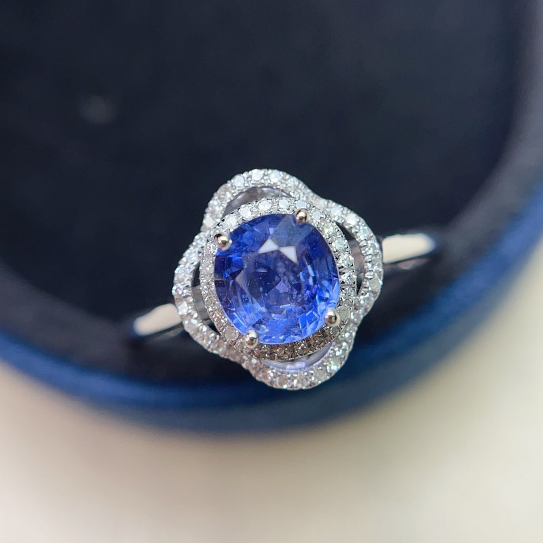 14k Gold 1.60 Ct Natural Sapphire & Diamond Ring - 2