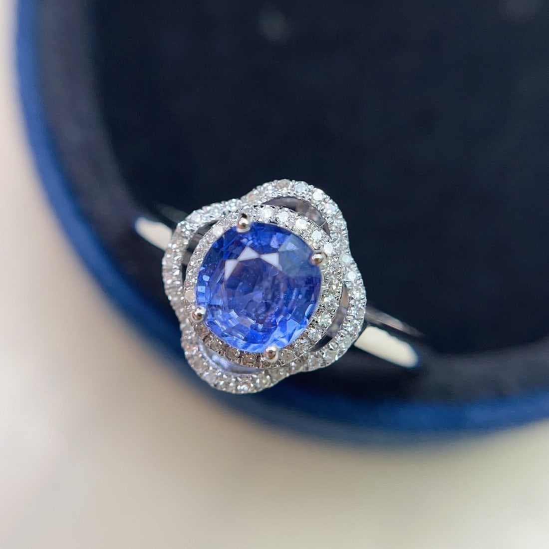 14k Gold 1.60 Ct Natural Sapphire & Diamond Ring - 3