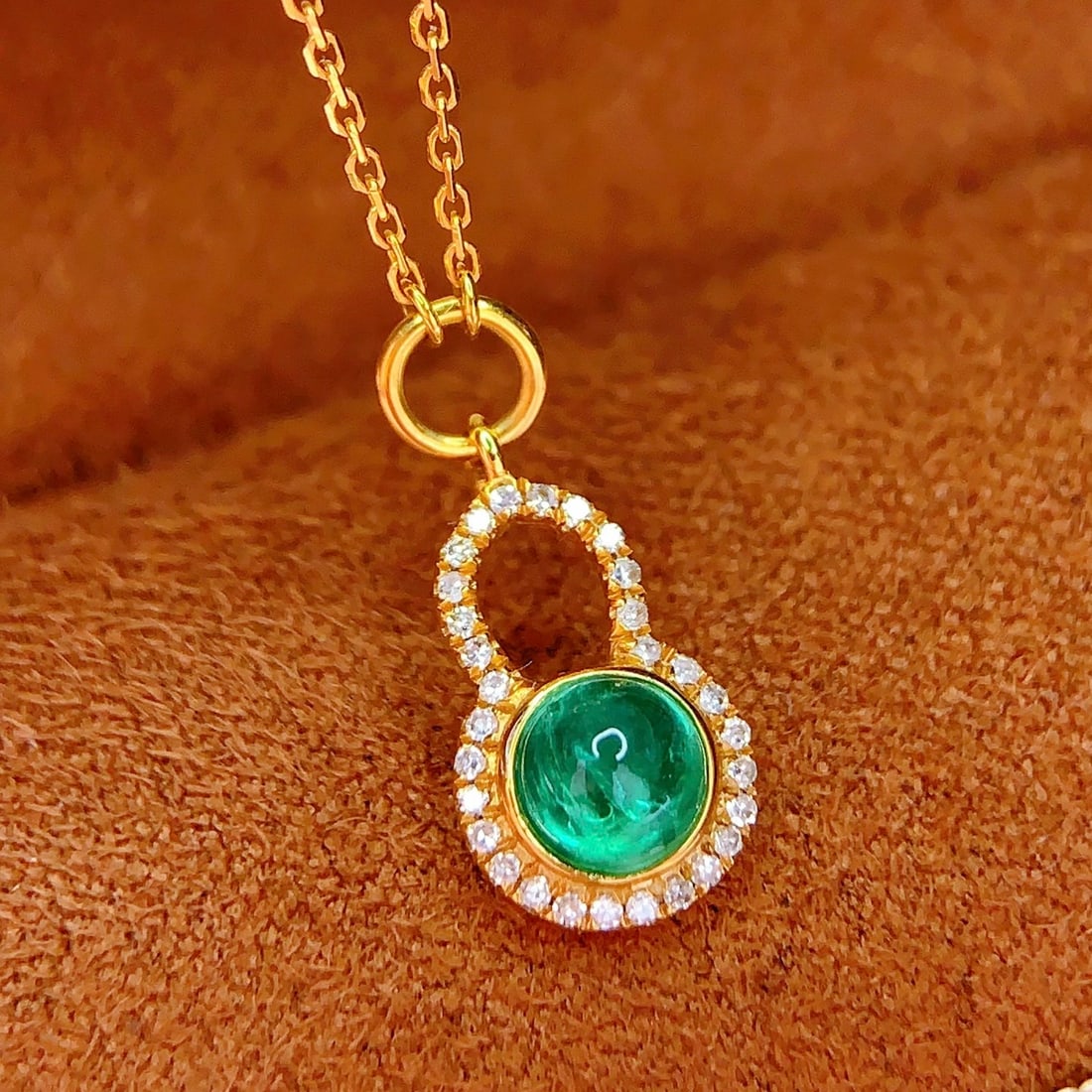 14k Gold 0.6 Ct Natural Emerald & Diamond Necklace - 3