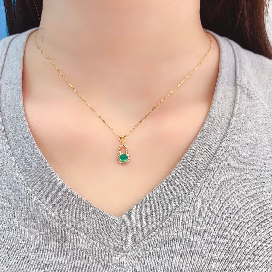 14k Gold 0.6 Ct Natural Emerald & Diamond Necklace - 6