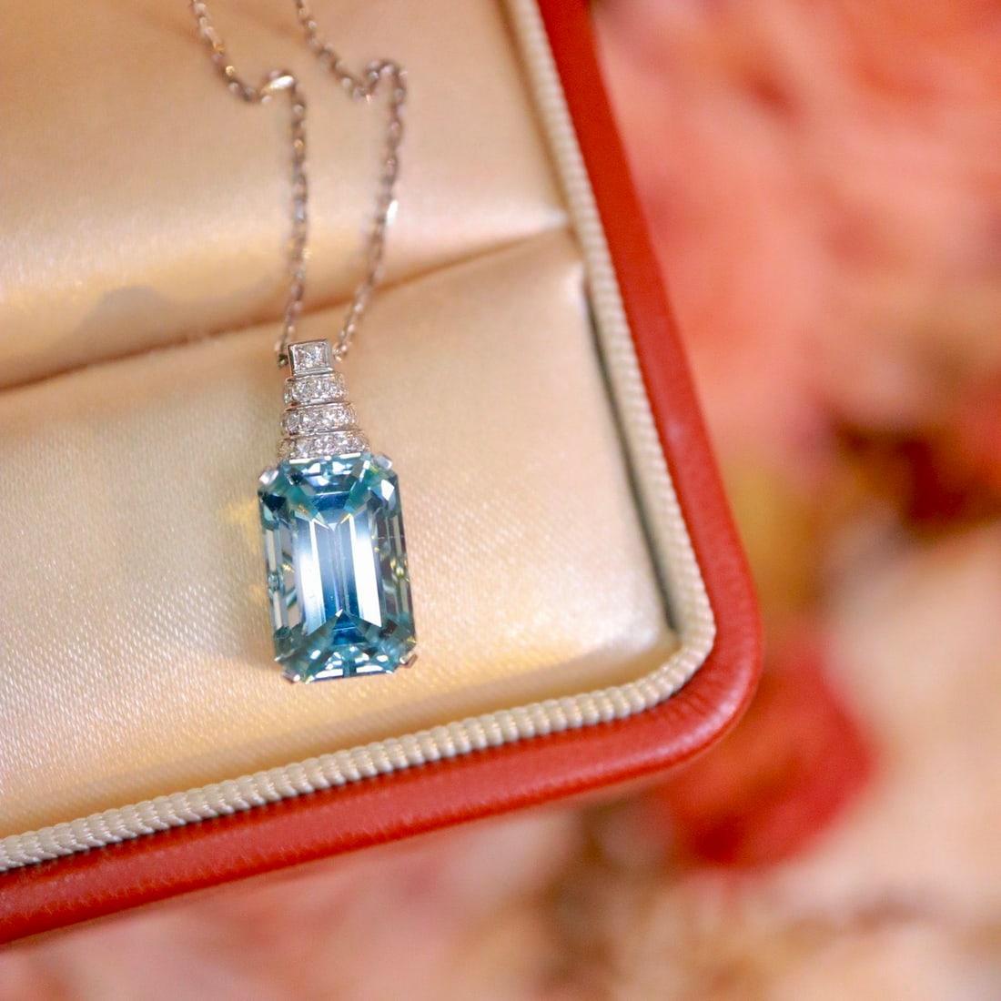 14k Gold 3.33 Ctw Natural Aquamarine & Diamond Necklace - 5