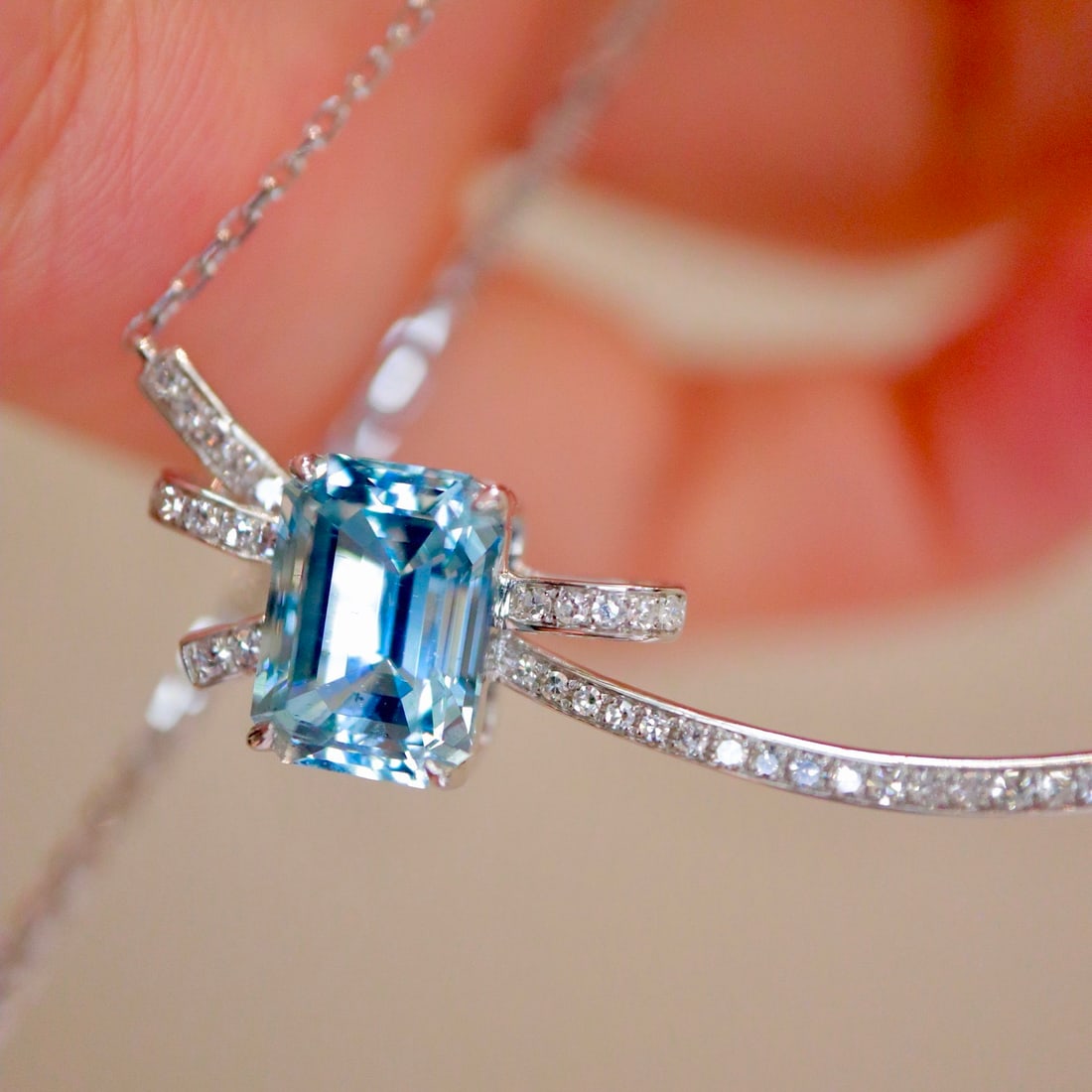 14k Gold 2.34 Ctw Natural Aquamarine & Diamond Necklace - 5