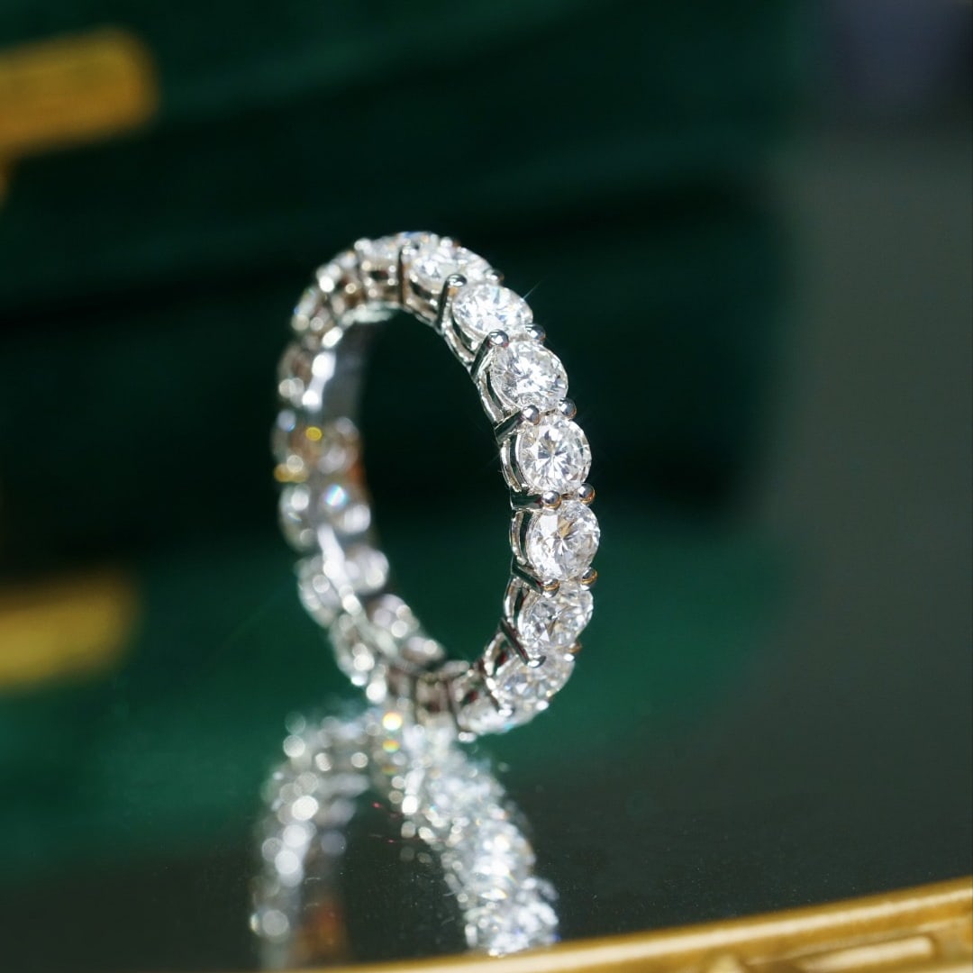 14k Gold 2.70 Ct Natural H Diamond Ring - 8