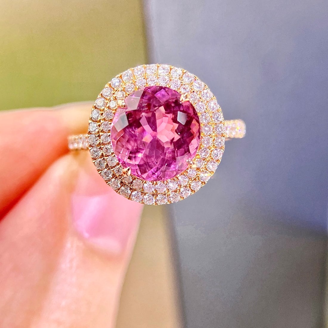 14k Gold 3.20 Ctw Natural Tourmaline & Diamond Ring: Ref:231150388 // gold content:14k gold // ring size:7. 25us // // main gemstone:tourmaline // shape:oval // carat weight:2. 71ct // color:pink // treatment:natural // // adjacent gemstone 2 : diamond