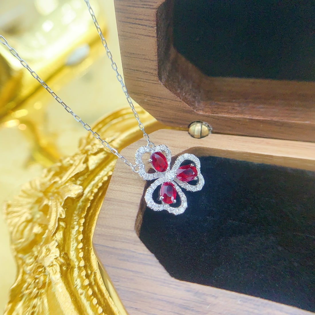 14k Gold 0.99 Ctw Natural Ruby & Diamond Necklace - 4