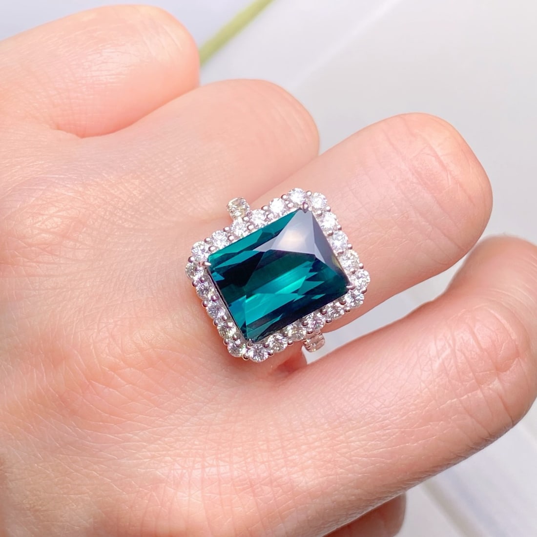 14k Gold 8.09 Ctw Natural Tourmaline & Diamond Ring - 2