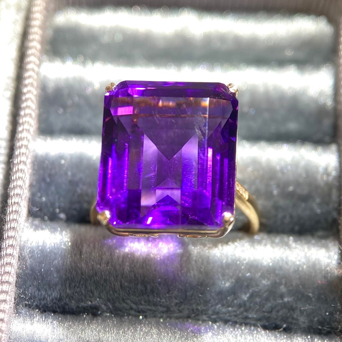 14k Gold 18.45 Ct Natural Amethyst & Diamond Ring - 4
