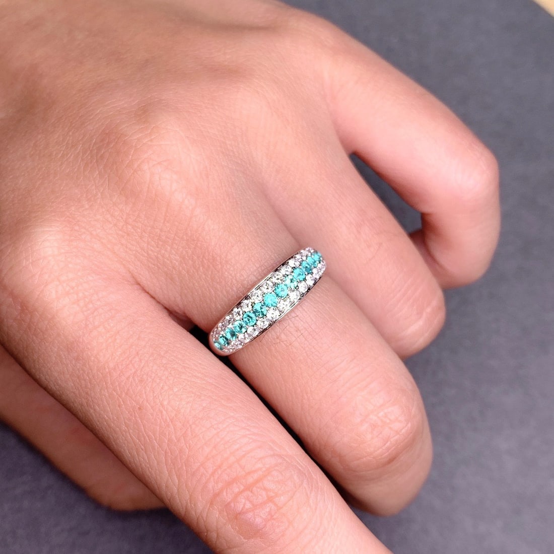 14k Gold 0.66 Ctw Natural Paraiba Tourmaline & Diamond Ring - 6