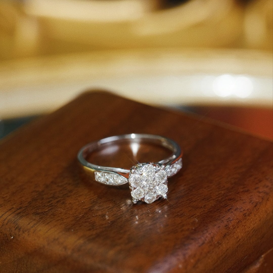 14k Gold 0.66 Ct Natural H Diamond Ring - 2