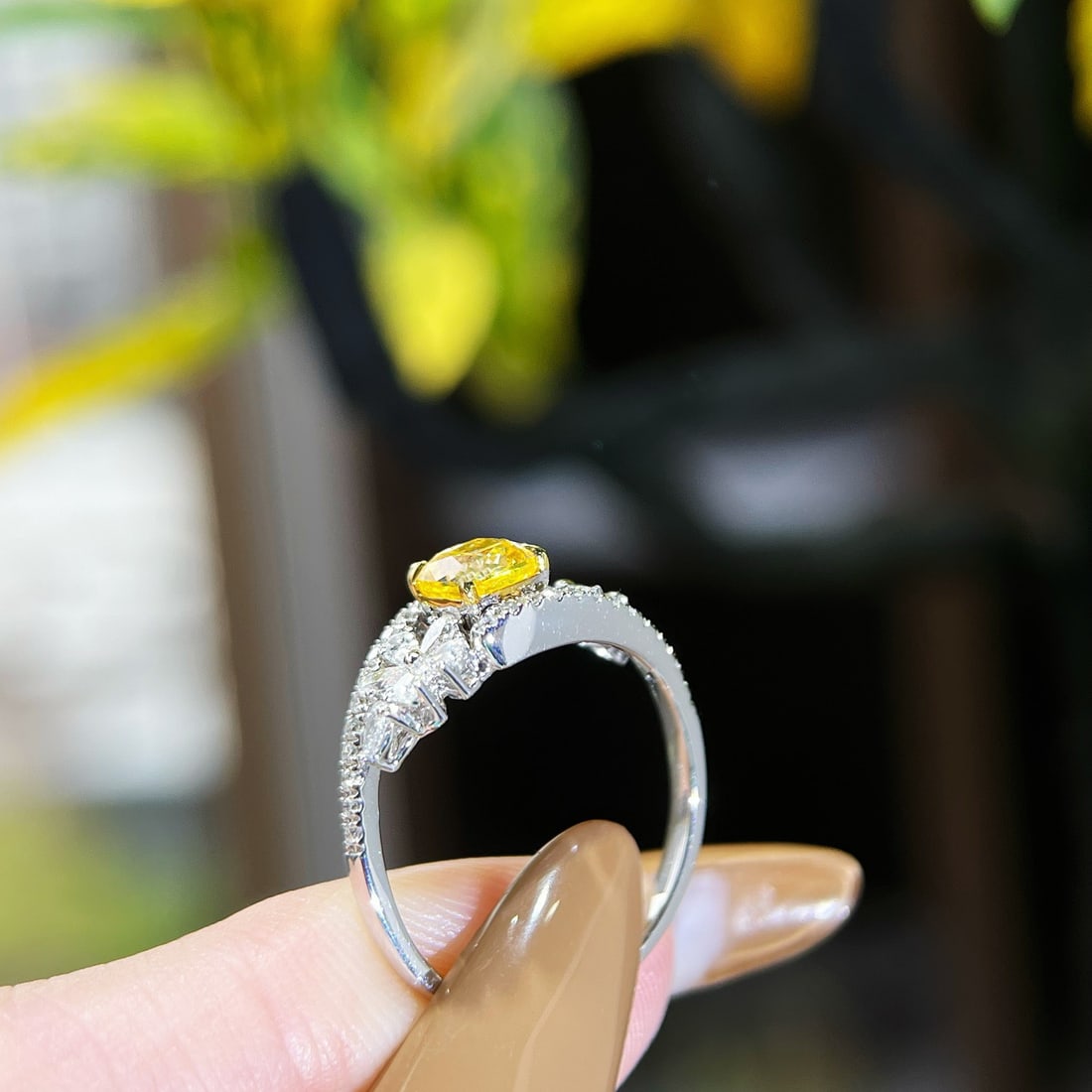 14k Gold 1.2 Ctw Natural Yellow Diamond & Diamond Ring - 2