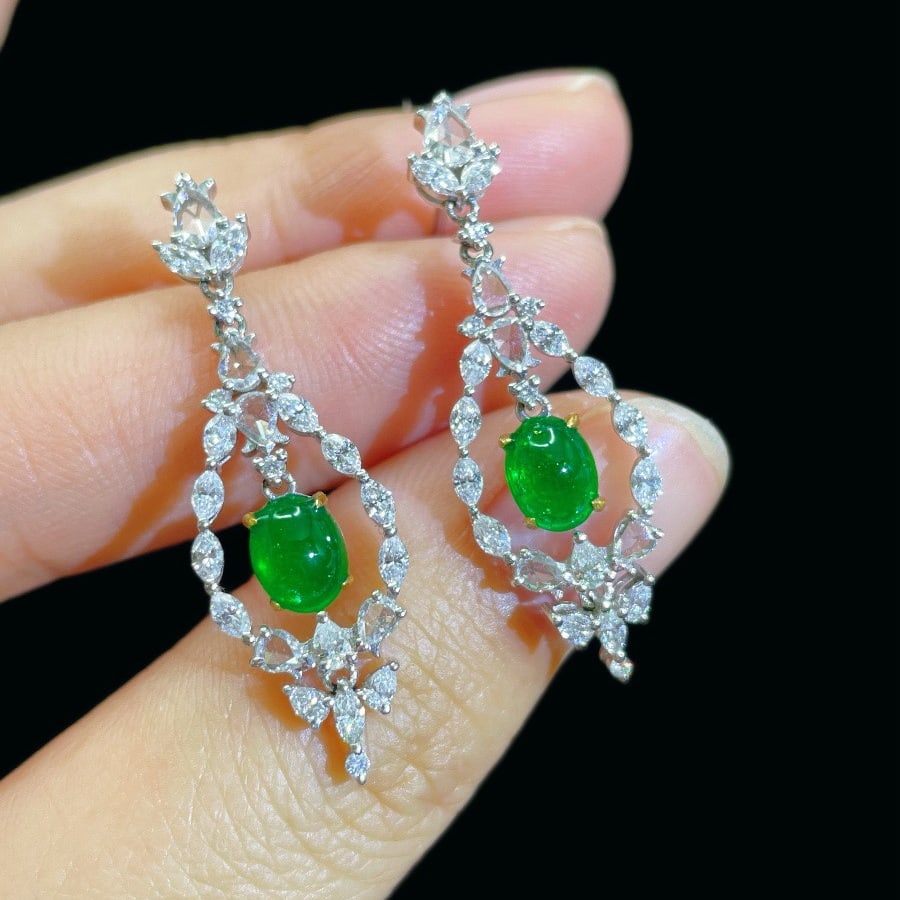14k Gold 3.25 Ctw Vivid Green Natural Emerald & Diamond Earrings - 4