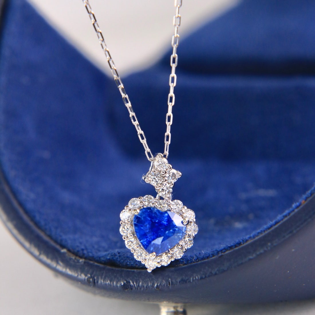 14k Gold 1.33 Ctw Natural Sapphire & Diamond Necklace - 2