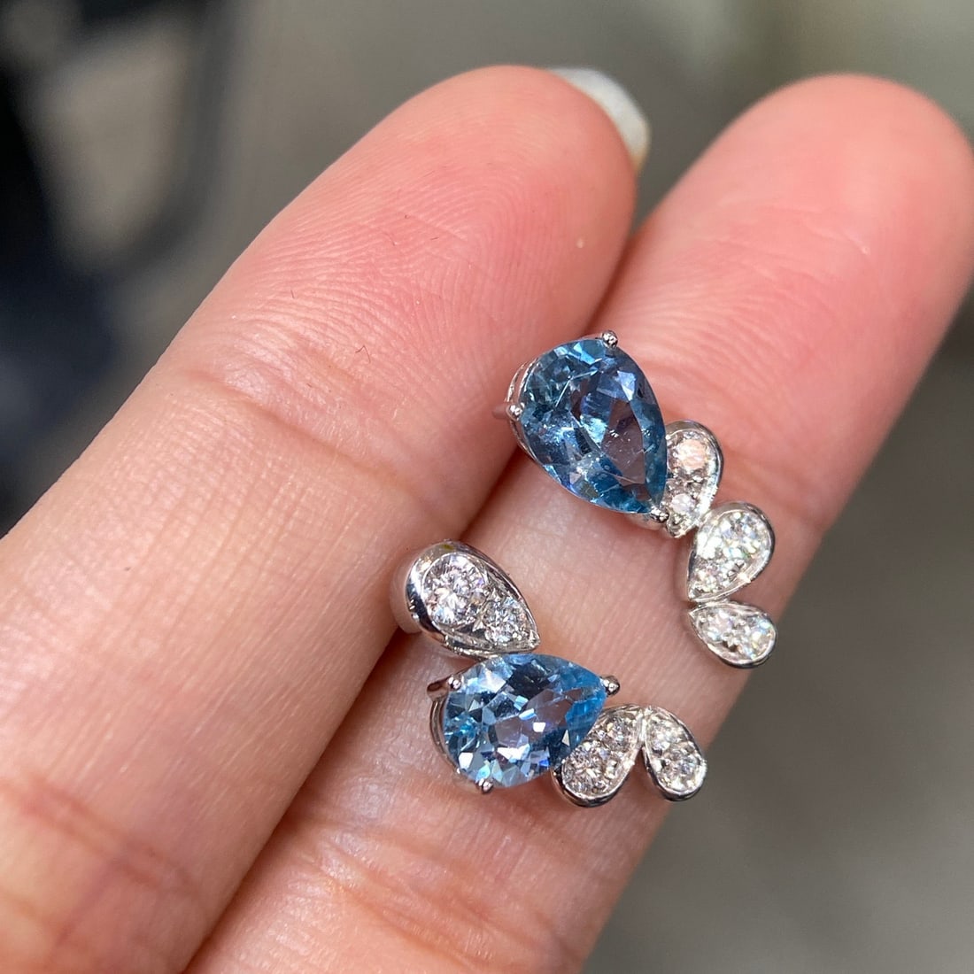 14k Gold 1.62 Ctw Natural Aquamarine & Diamond Earrings - 3