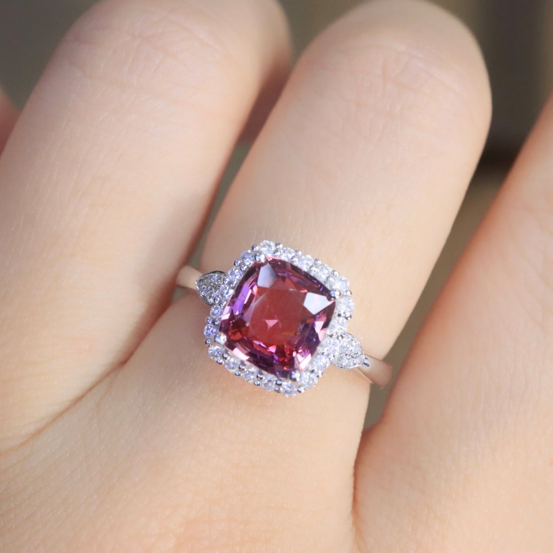 14k Gold 2.14 Ctw Natural Spinel & Diamond Ring - 4