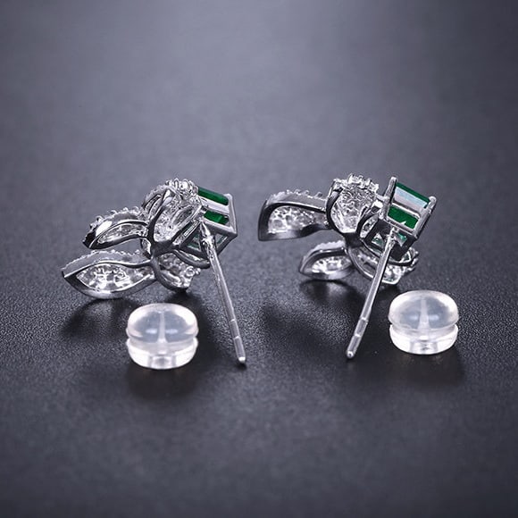 14k Gold 1.20 Ctw Natural Emerald & Diamond Earrings - 5