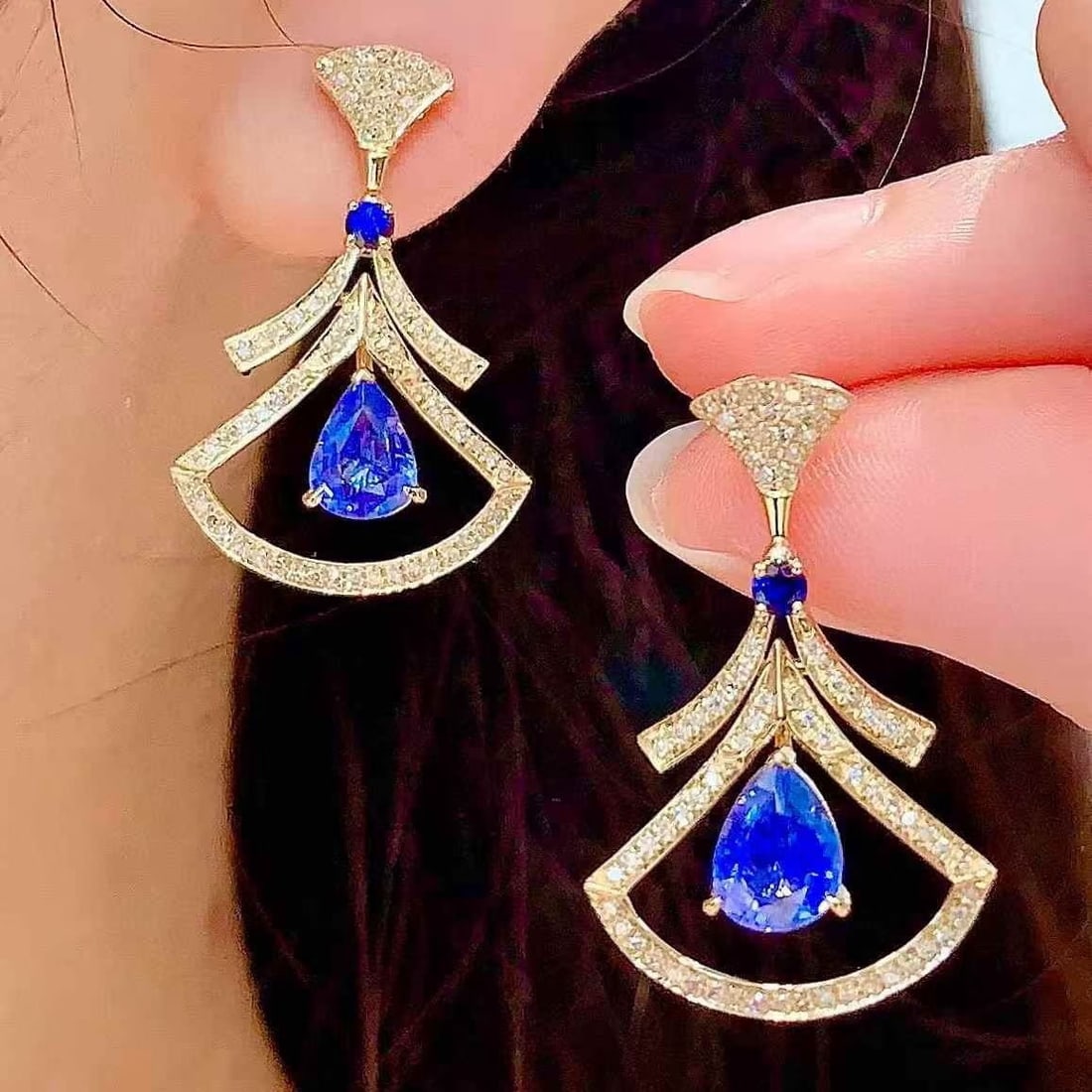 14k Gold 1.6 Ct Natural Sapphire & Diamond Earrings - 4